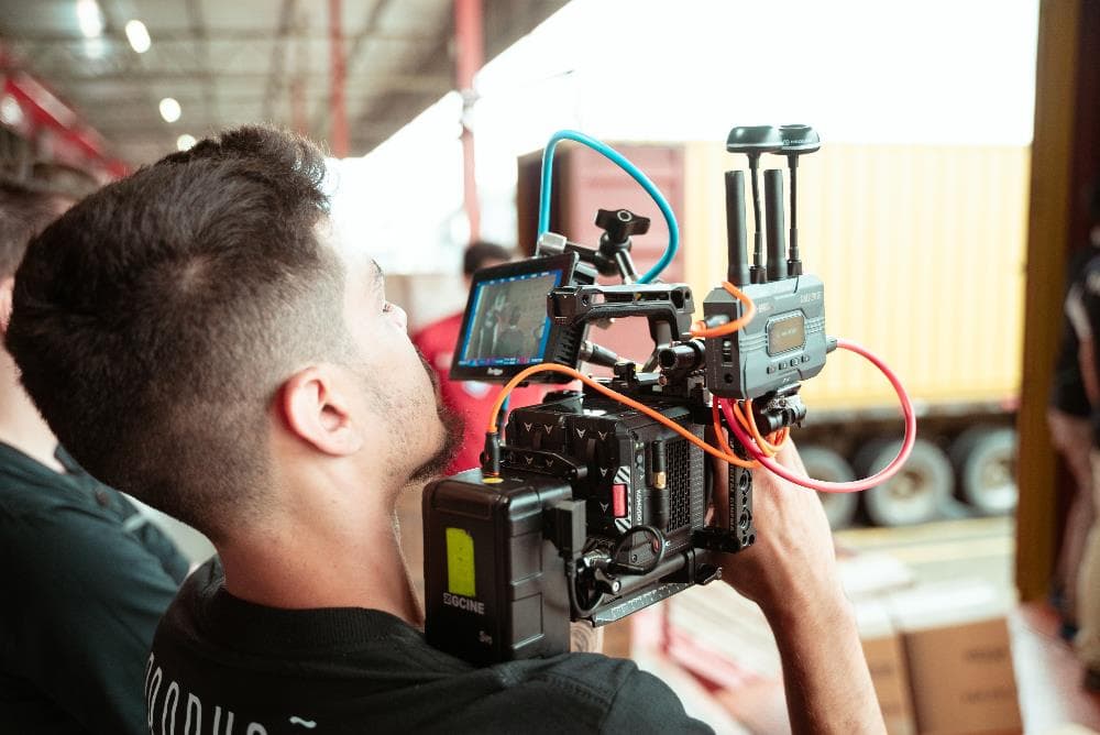 Operando RED Komodo em indústria